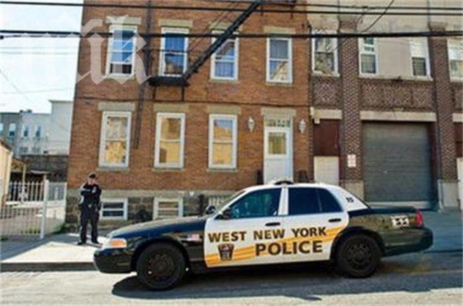 Стрелецът от „Нейви ярд” е използвал законно получен пропуск