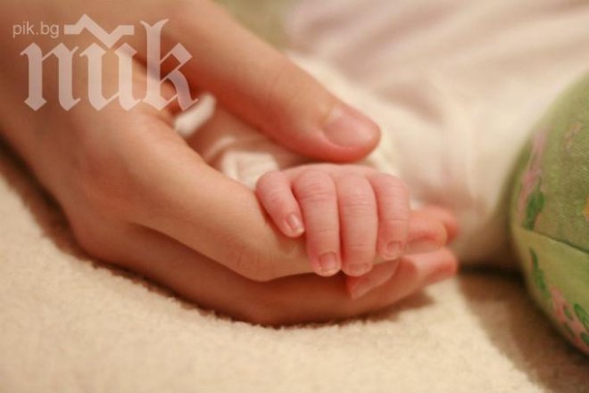 Причината за смъртта на 45-дневното бебе от Лом е задушаване с мляко