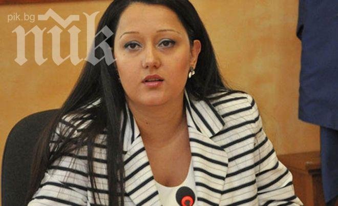 Лили Павлова: Защо БАСТА плюе само по ГЕРБ?