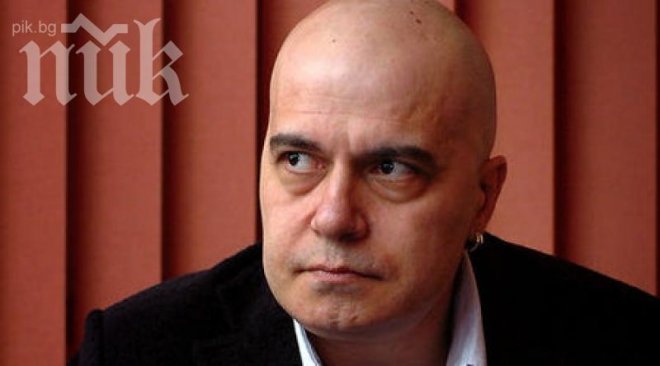 Покъртително признание на Слави: Провалих се, животът ми е трагедия!