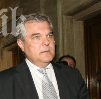 Румен Петков изригна: Зеленогорски е професионален политически предател 