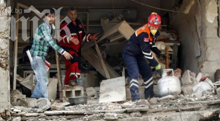 кървав инцидент турция срути бетонна плоча сграда затрупа хора