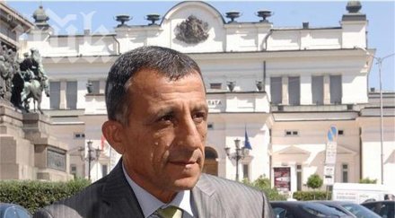 депутатски зет издъхна мистериозно болница