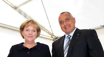 бойко фейсбук радвам меркел победи дясната вълна връща