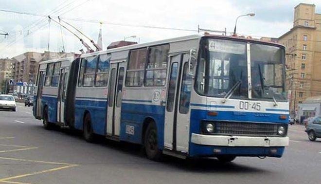Врачанка съди шефа си – не й дал да управлява тролейбус „Икарус”