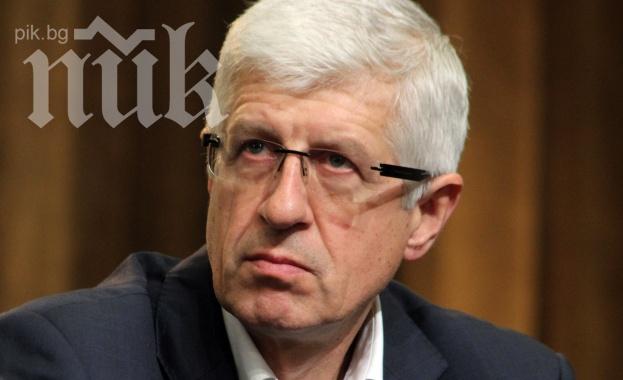 Румен Овчаров: Само с клетви не може да се задържа цената на тока