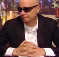 Слави Трифонов пак си сменя кръвта