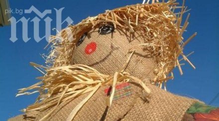 зловещо чучело прегазен шокира шофьори пътя симитли банско