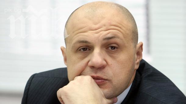 Томислав Дончев: Хайде да създадем Министерство на асфалта
