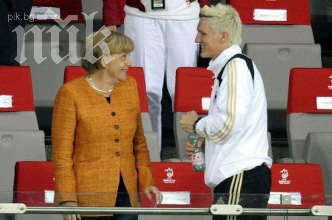 Ангела Меркел видяла Швайнщайгер чисто гол