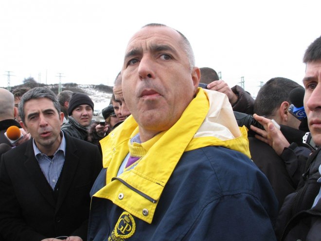 Ужас! Два атентата срещу Бойко догодина!