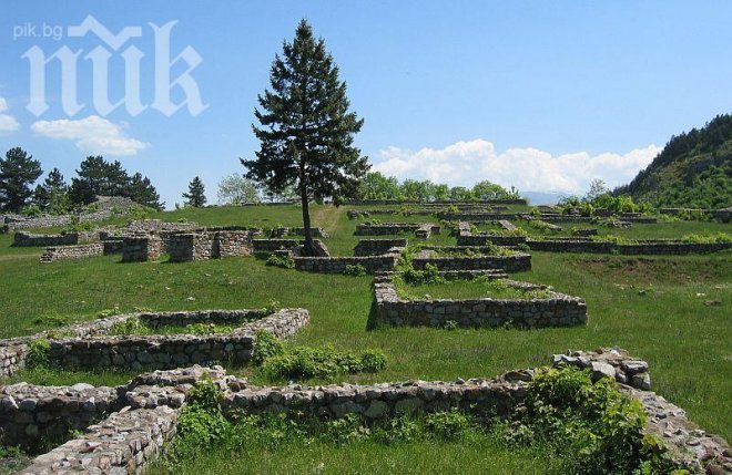 Зам.-министърът на културата разпореди спешна проверка на крепостта Кракра