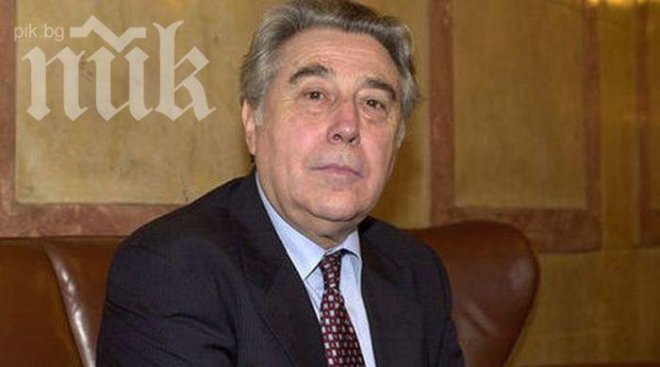 Проф. Александър Джеров пред ПИК: Казусът Пеевски е елементарен. Защо го бавят?