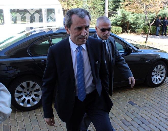 Гласуват утре вота на недоверие срещу кабинета Орешарски