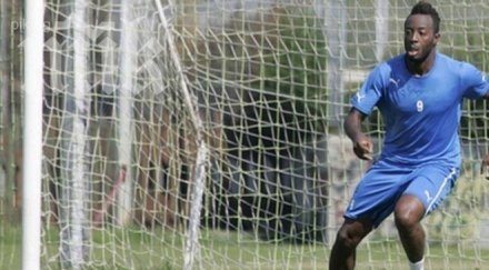 медиите франция хвалят ларсен туре дебютния гол левски