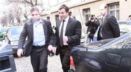 пик маджо знае обира прибира спешност софия