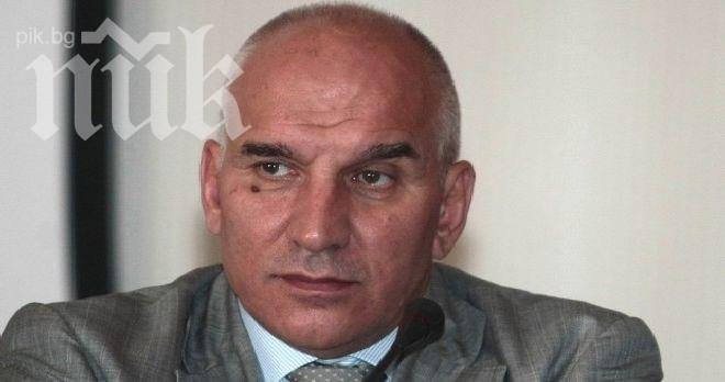 Шефът на Булбанк: Билкарят лъже, че е бил изнудван от банката