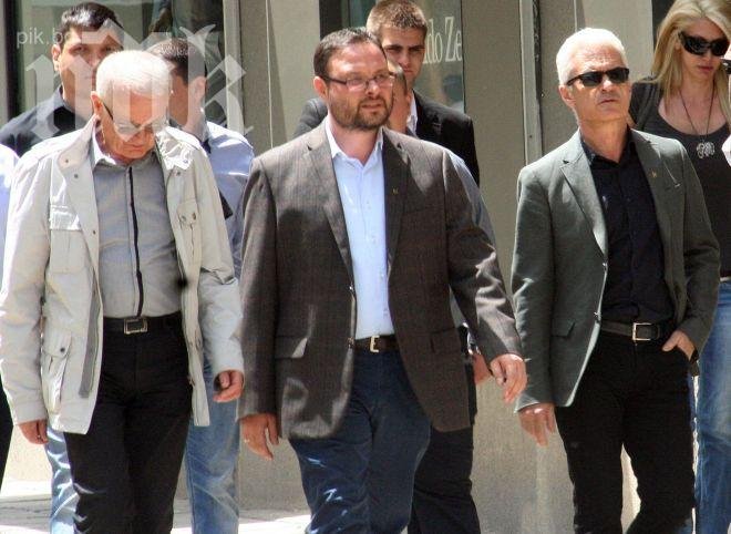 Парламентът подхваща пиянските изцепки на Атака в Брюксел