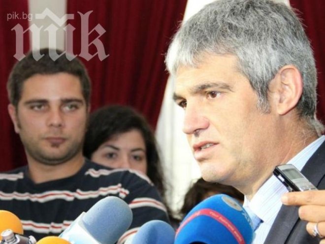 Пламен Димитров: Правителството няма да изкара мандата си