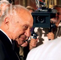 Актьори, политици и общественици изпратиха Рангел Вълчанов в последния му земен път (снимки)