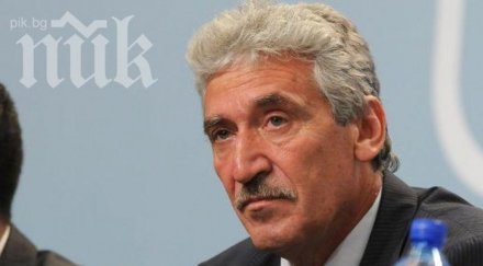 герб чувстват фигуранти новата тройна коалиция пазаряла кулисите