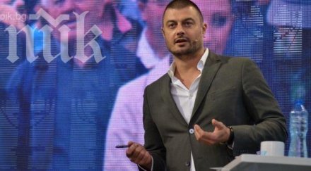 бареков озверял политик поръчва господари ефира плюят