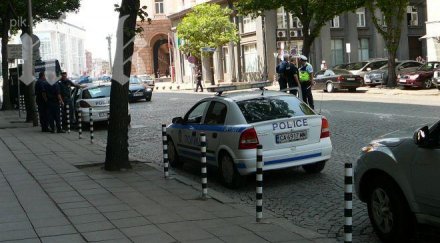 баща син нападнаха невинен мъж нож припознали