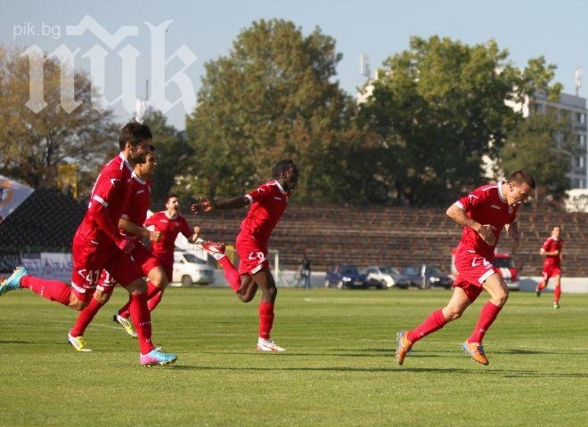 Искат оставката на Асен Букарев след загубата от ЦСКА