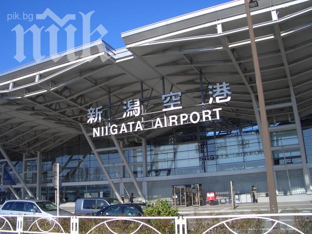 Отмениха 140 полета заради тайфун в Япония