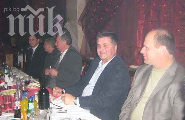 Цялото ДПС на сватба! Синът на депутата Алиосман Имамов се жени