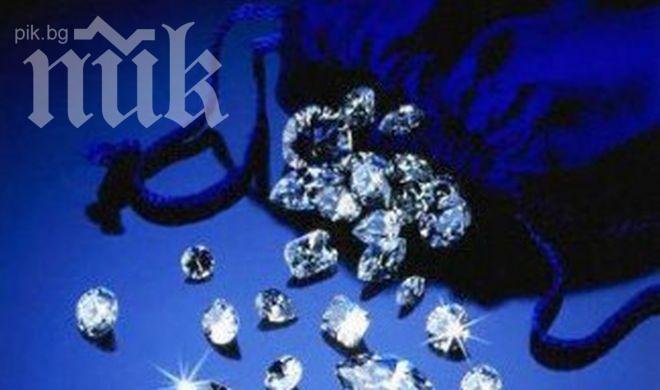 Иззеха диаманти за 3,9 млн. долара от руска служителка на министерството на отбраната