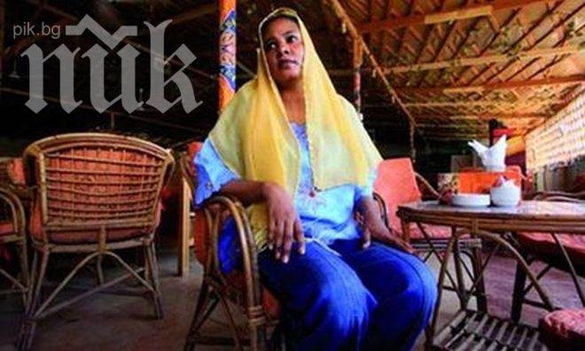 Млада жена пребита с камшик, защото се возила в кола с чужд мъж ( уникално видео)