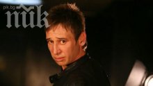 Виктор Калев тича в парка „Заимов” с жълт анцуг