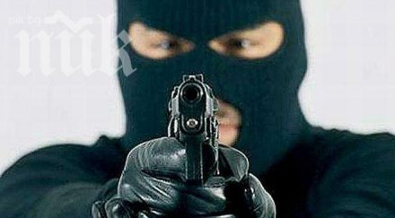 жител норилск взел двама души заложници