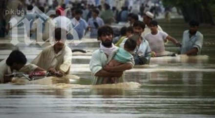 седем души загинали наводнения алжир