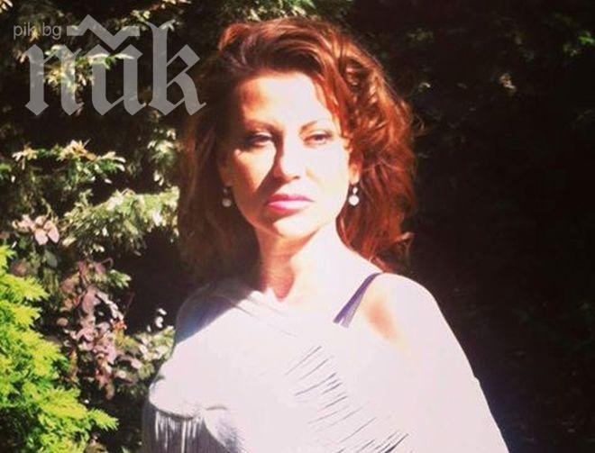 Илияна Раева избухна срещу сините фенове след изгонването на Петев: Срам и позор! Кой ви плаща продажници!