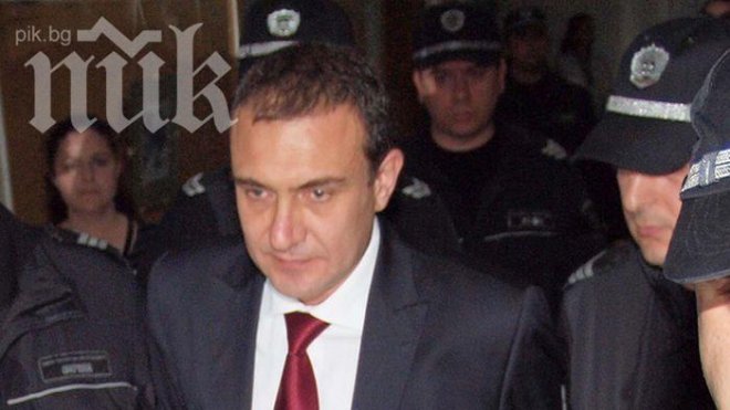 Левицата: Борисов лъже, нямаме спрени пари от европроекти