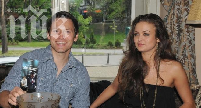 Орлин Павлов се фука с нов мезонет