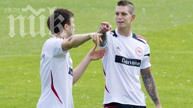 Агер подари фланелка на фен, след като го удари с топка (видео)