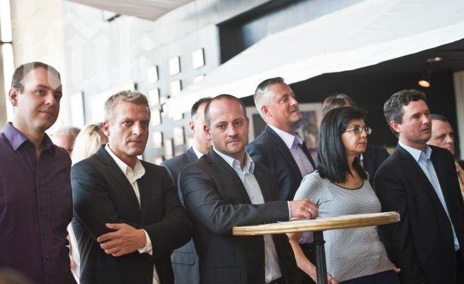 Реформаторският блок: Задкулисието вече влияе и на Конституционния съд