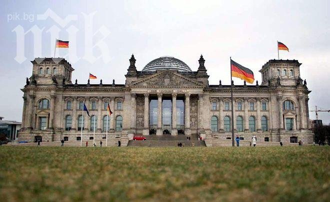 Консерваторите на Меркел и Зелените започват преговори за съставянето на кабинет