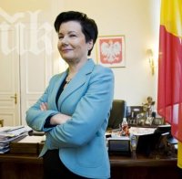 Варшава се отървава от кметицата си чрез референдум 