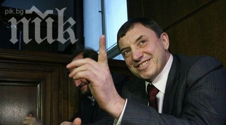 алексей петров иска разрешение съда напуска българия