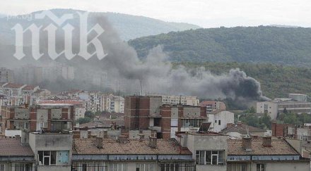 продават фабрики заради дългове