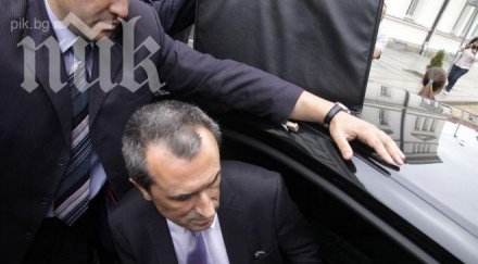 протестна мрежа скочи цветлин йовчев заради разследването блокирания кортеж орешарски