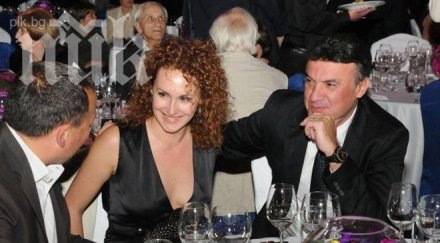 откраднаха джипа гимнастичката мария петрова