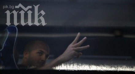 ники михайлов дразни арменските фенове снимка