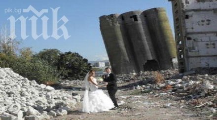 актьори ожениха сред руините взривените силози благоевград