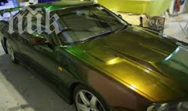 Автомобил мени цвета си според сезоните