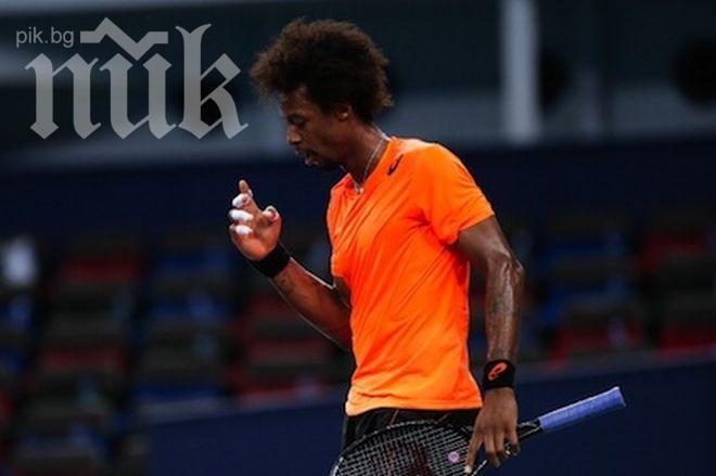 Сензация в Шанхай! Монфис изхвърли Федерер от турнира